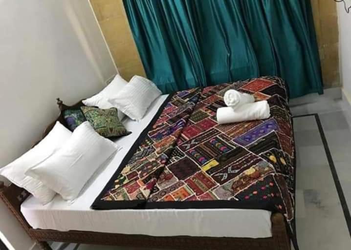 Resting Love Hostel Jaisalmer Buitenkant foto