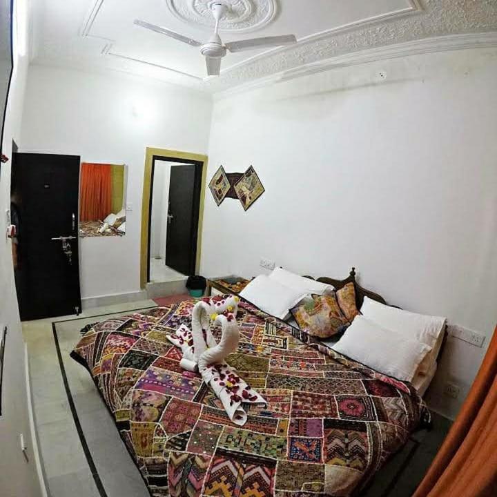 Resting Love Hostel Jaisalmer Buitenkant foto
