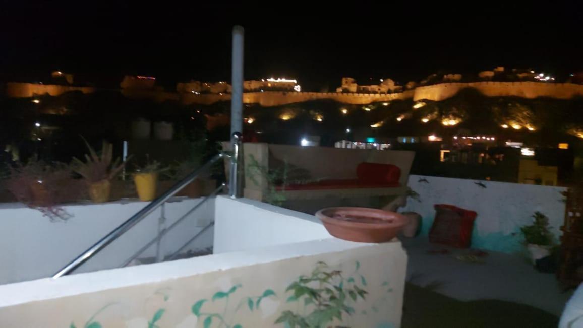 Resting Love Hostel Jaisalmer Buitenkant foto
