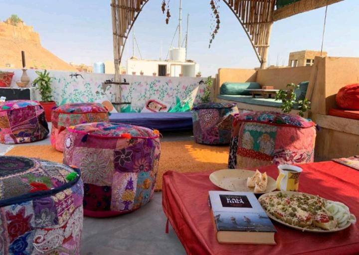 Resting Love Hostel Jaisalmer Buitenkant foto